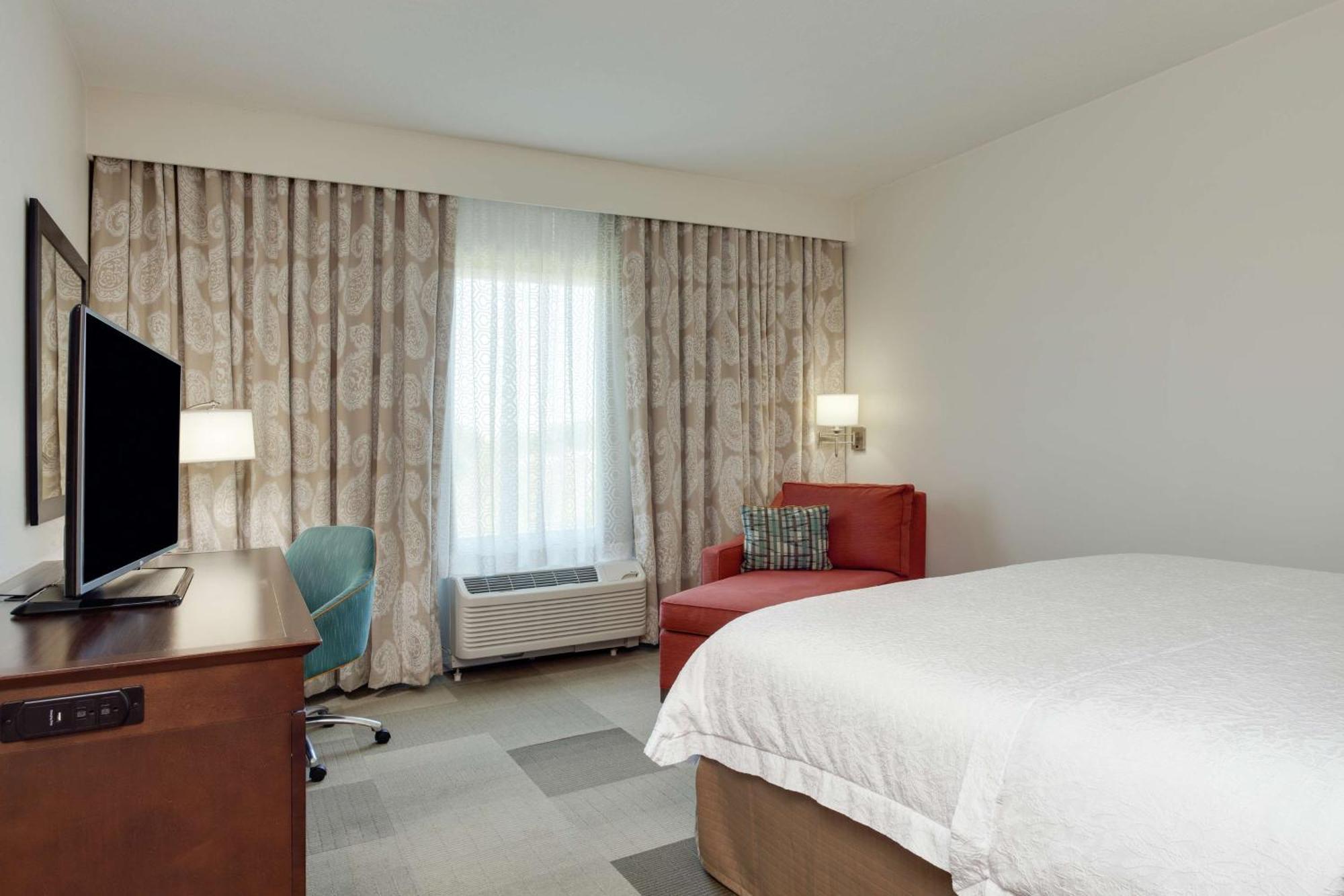 Hampton Inn & Suites - De Land Zewnętrze zdjęcie